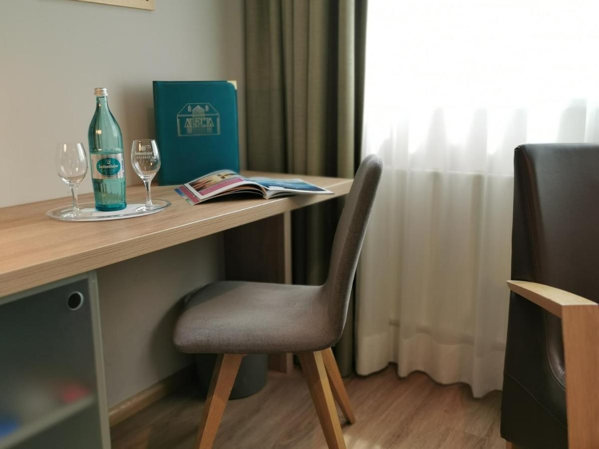 Hotel Alpha Nürnberg Exteriör bild