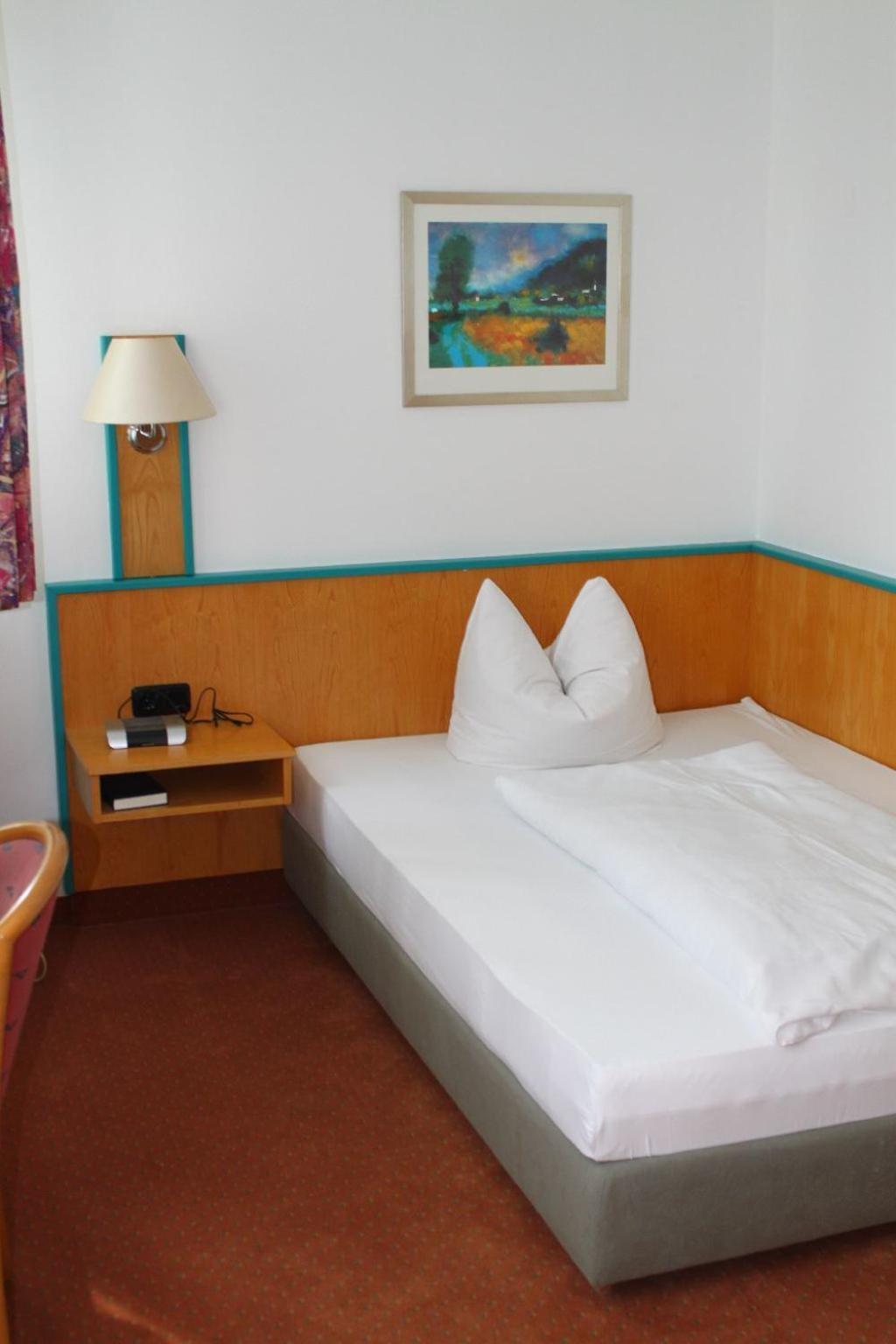 Hotel Alpha Nürnberg Rum bild