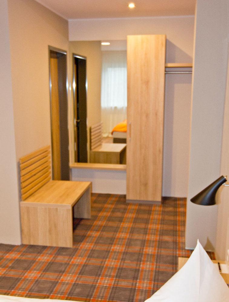 Hotel Alpha Nürnberg Exteriör bild